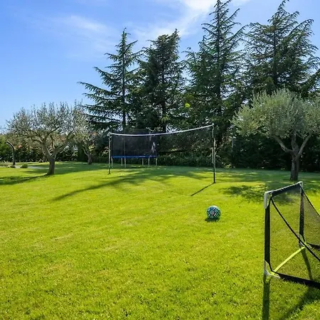 别墅 Cami By Istrialux *